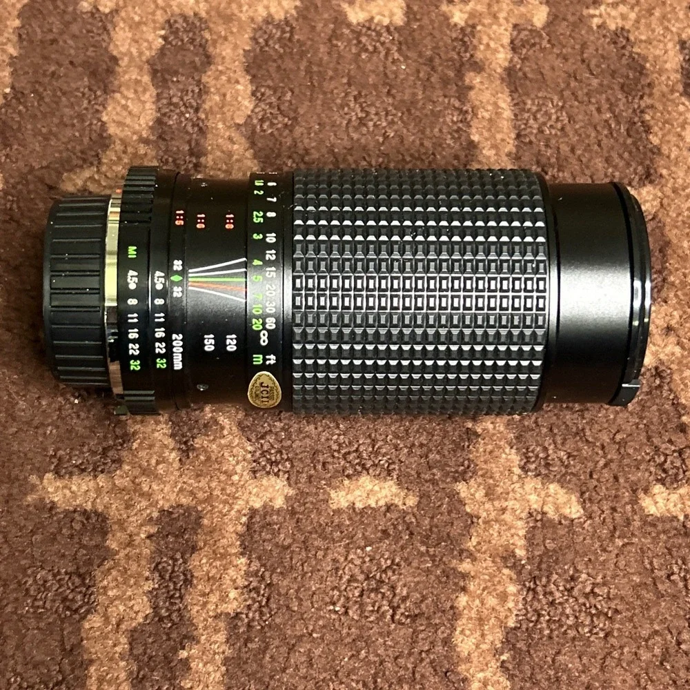 Minolta Mount Zoom‎ Lens 75-200mm Telephoto f/4.5 *Worn Box
